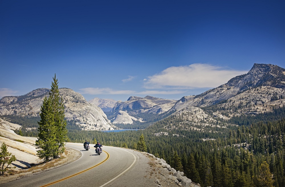 Motorcycle Tour: West, the great parks and the Californian Coast