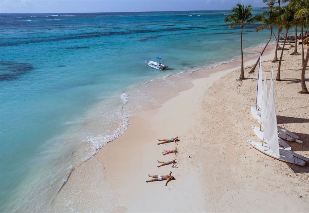 Select: Philadelphia & Dominican Republic-  Punta Cana